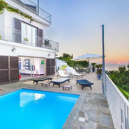 - Casa Priora *